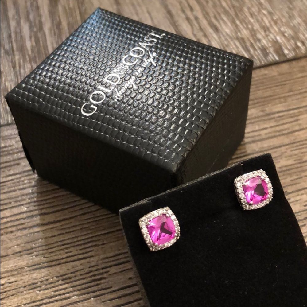 Gold Coast Jewelry Always In Style Square Studs